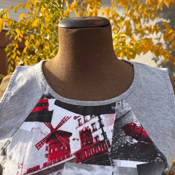 Cute Vintage Y2K Paris collage sleeveless tee - Picture 4 of 6